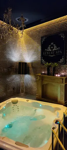 Luksury Saunarium & Grota Solna